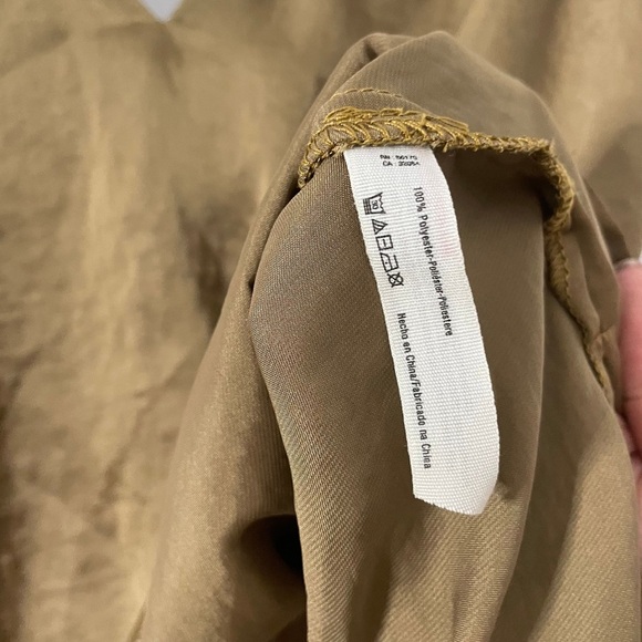 FREE PEOPLE SATIN SCALLOP TOP - Picture 6 of 9